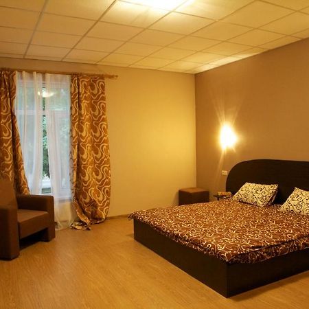 Hôtel West à Kharkiv Chambre photo